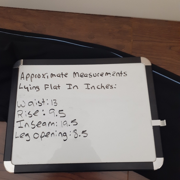 So Sporty Cropped Athletic Pants Mid Rise Straight Cupcake Detail - Picture 4 of 6